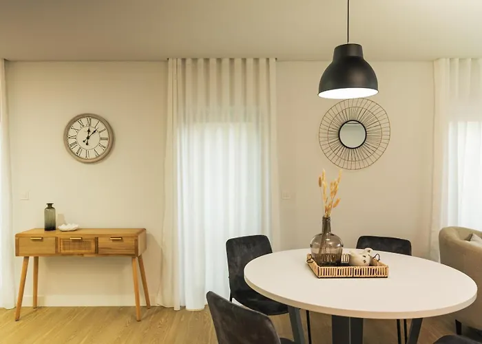 Casa Urban Coastal - Center 아파트