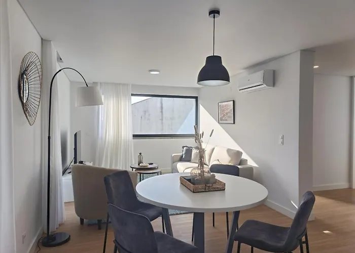 Διαμέρισμα Casa Urban Coastal - Center Πόντα Ντελγκάντα