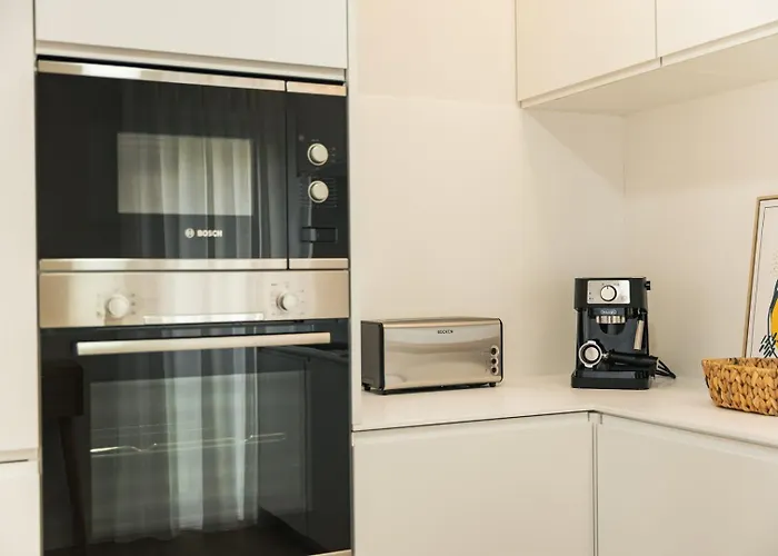 Casa Urban Coastal - Center Πόντα Ντελγκάντα